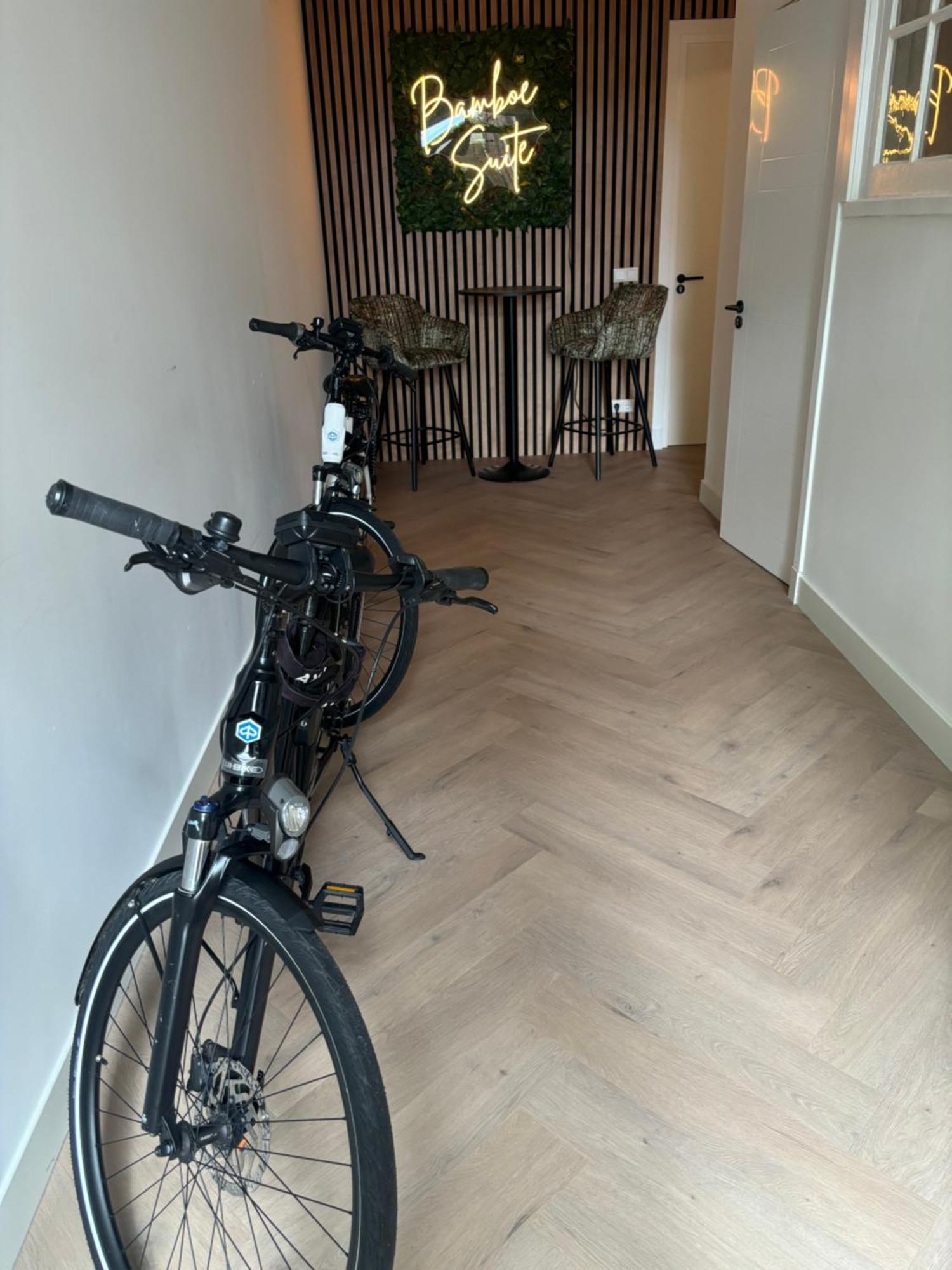 Bamboe Suite Bentveld Met Ligbad En Gratis Parkeren Eksteriør billede
